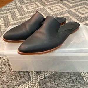 Black leather mule